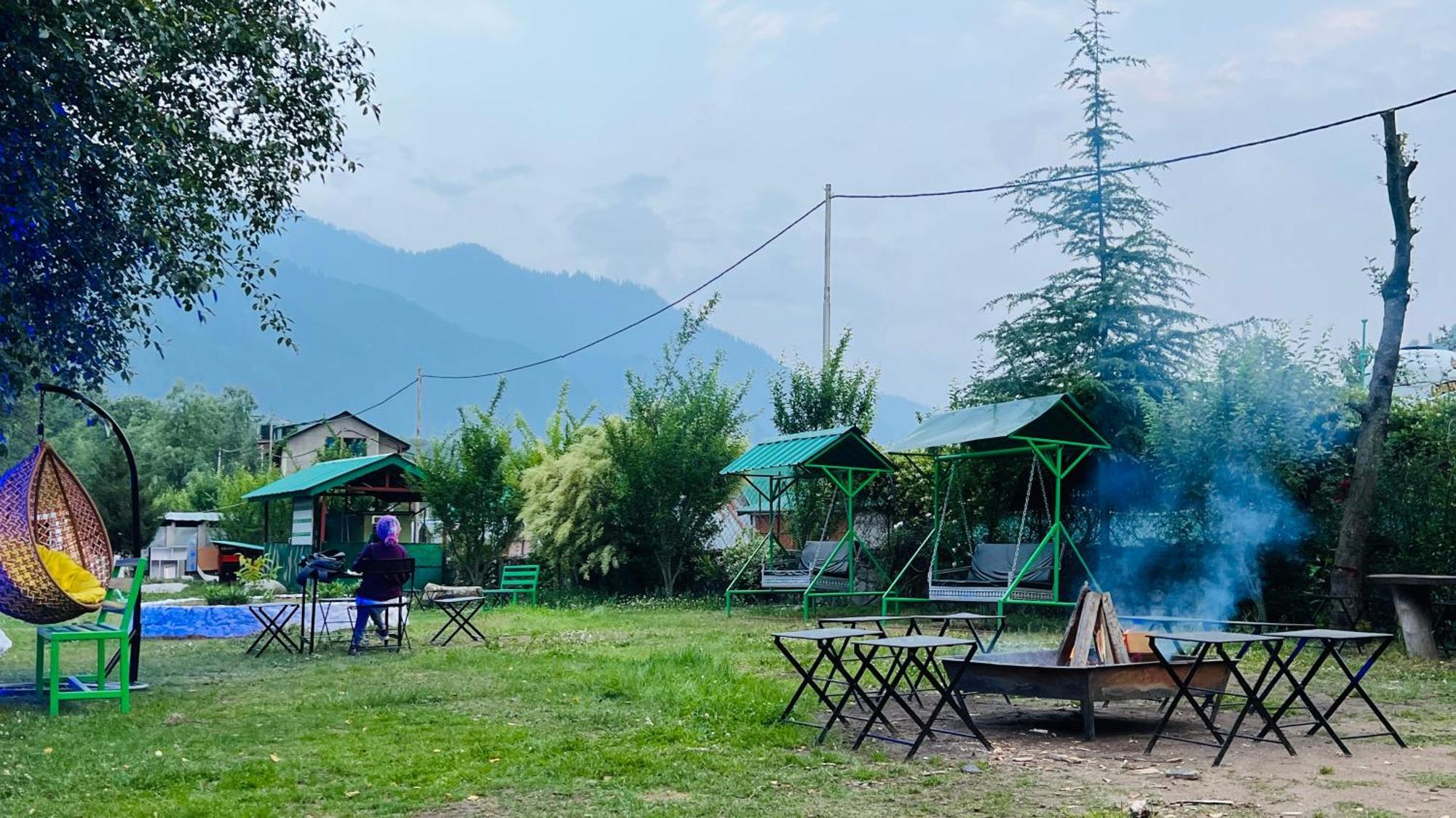 Himalayan Riverside Resort, Manali Esterno foto