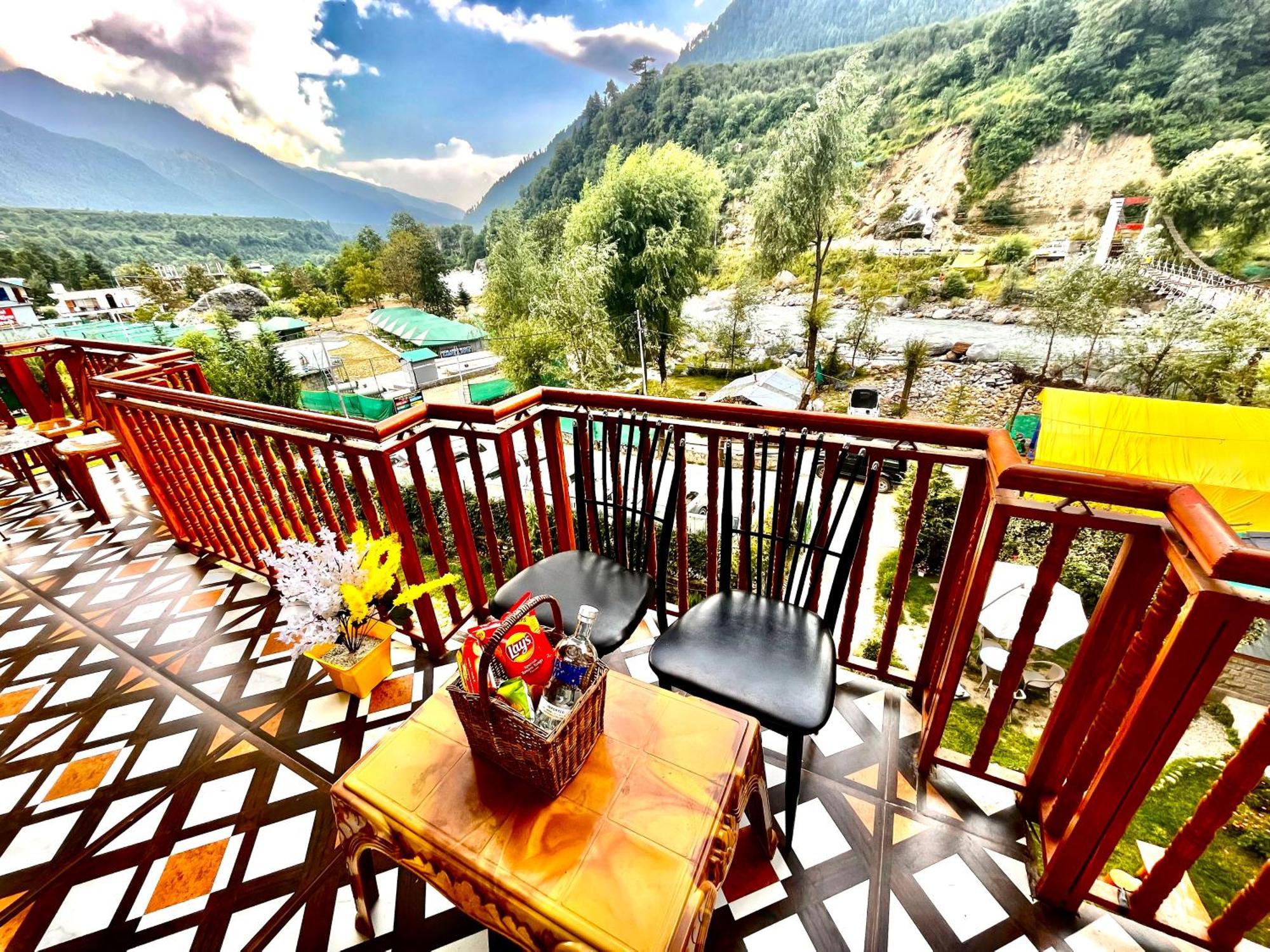 Himalayan Riverside Resort, Manali Esterno foto