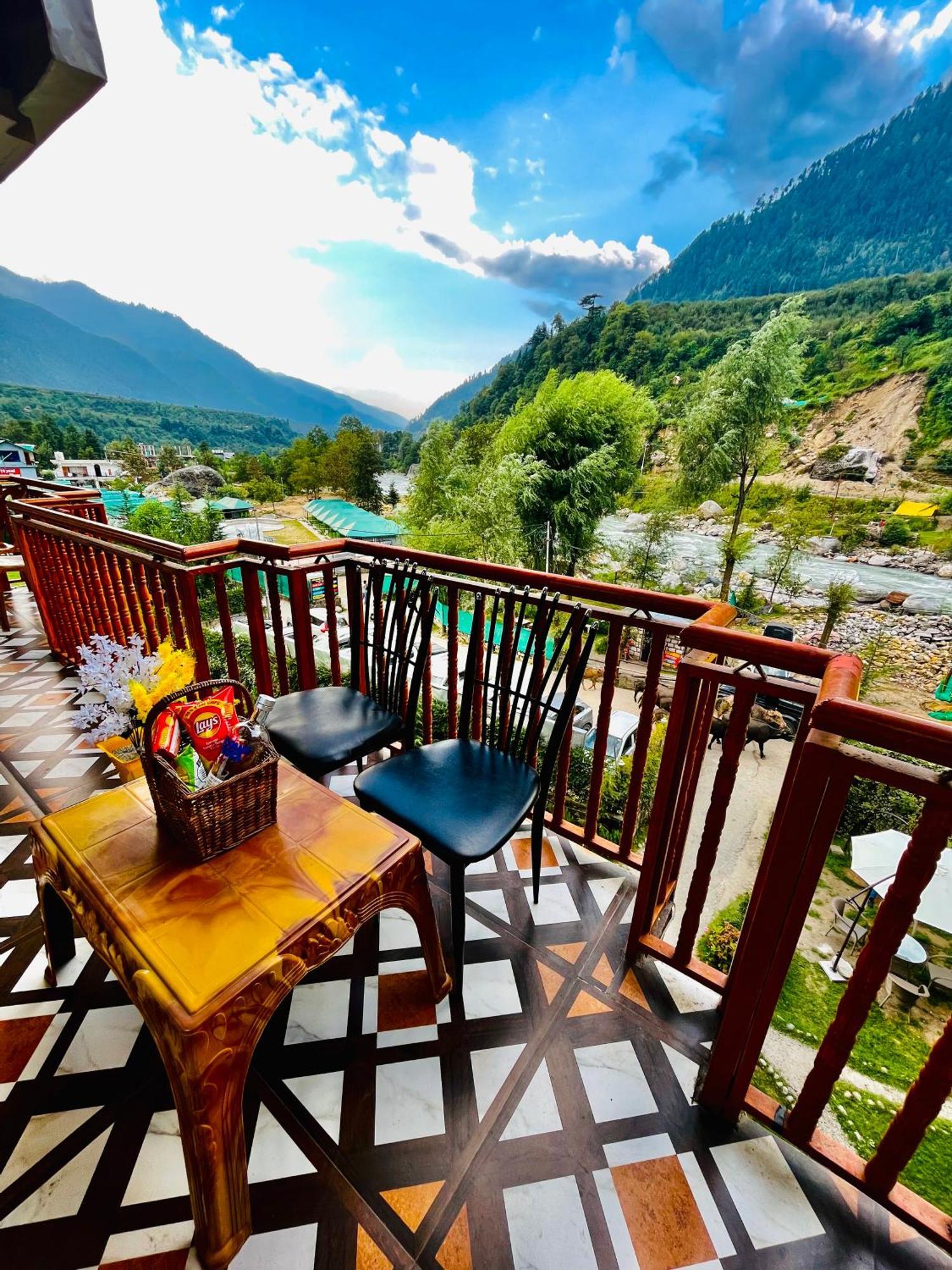 Himalayan Riverside Resort, Manali Esterno foto