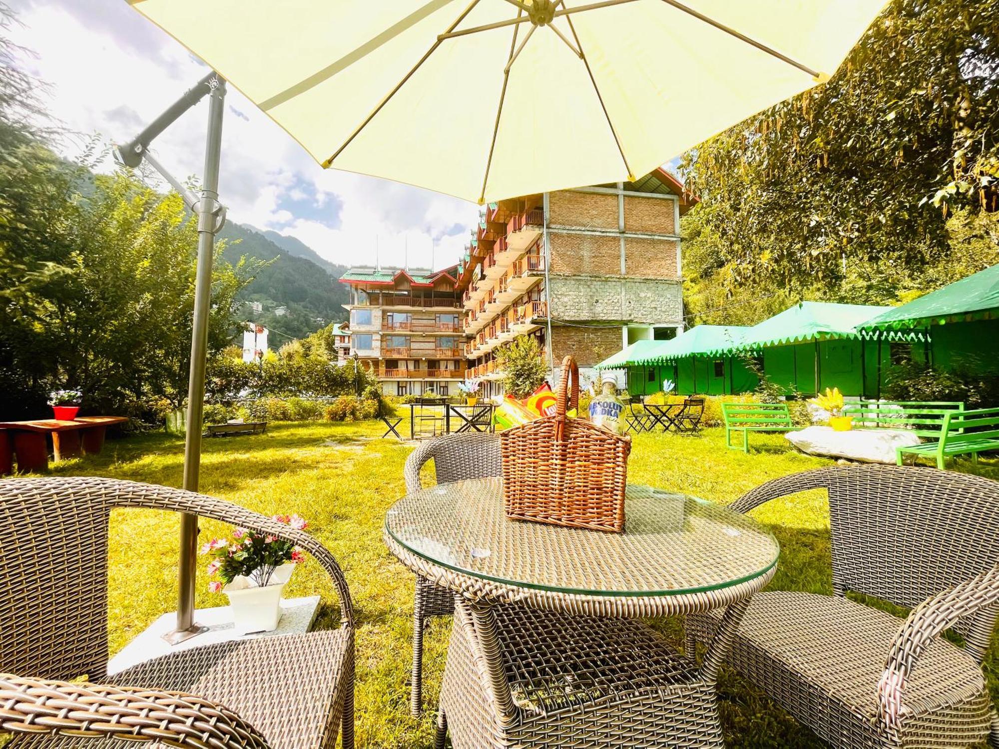 Himalayan Riverside Resort, Manali Esterno foto