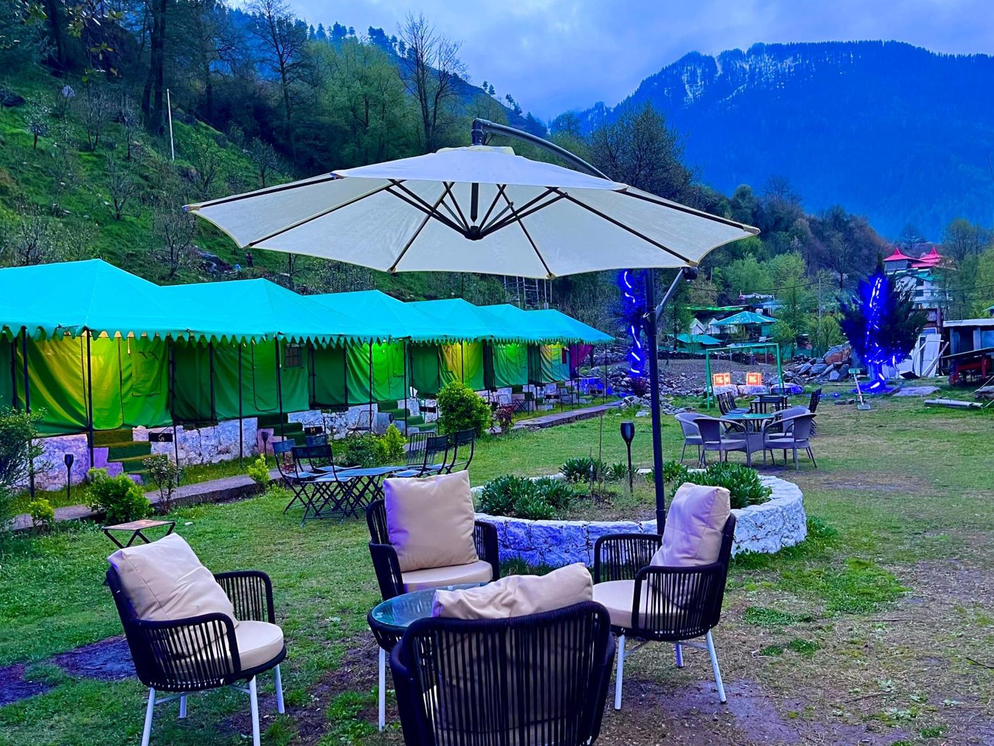 Himalayan Riverside Resort, Manali Esterno foto
