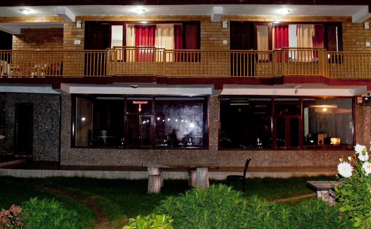Himalayan Riverside Resort, Manali Esterno foto